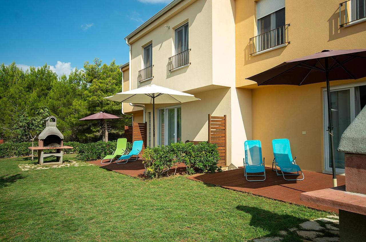 Giotto Holiday Houses Vrsi Luaran gambar